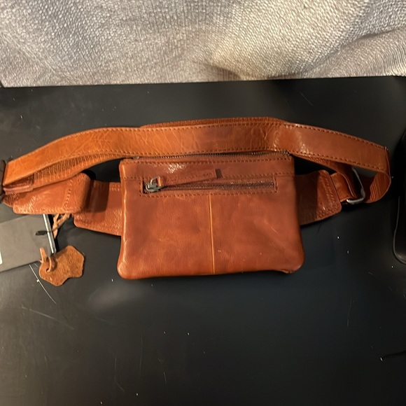 Genuine Leather Fanny Pack - Picture 2 of 5